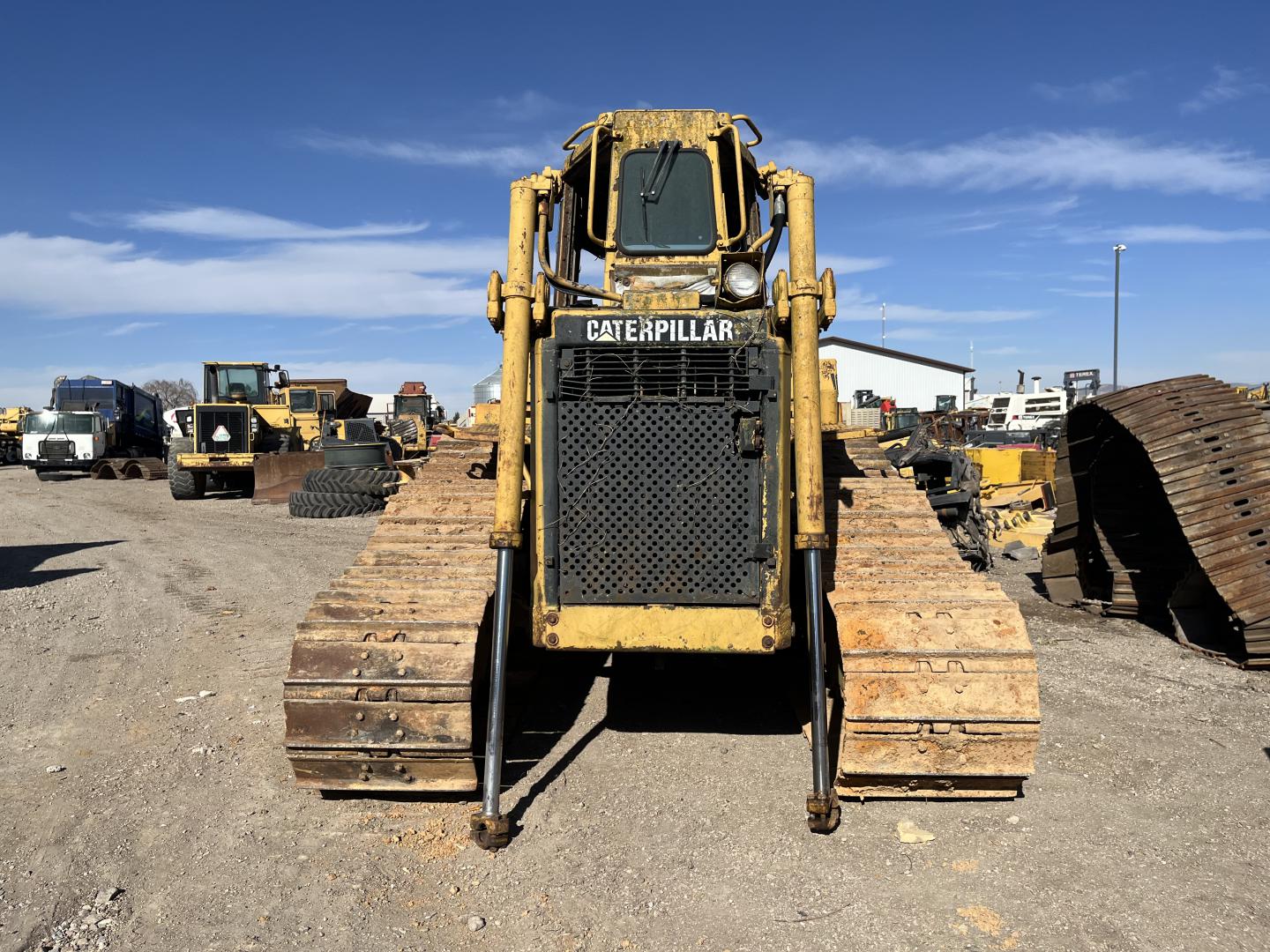./imagenes/INVOICE/2019/17379/TAPADOR FRONTAL CATERPILLAR D6HLGP (8).JPG